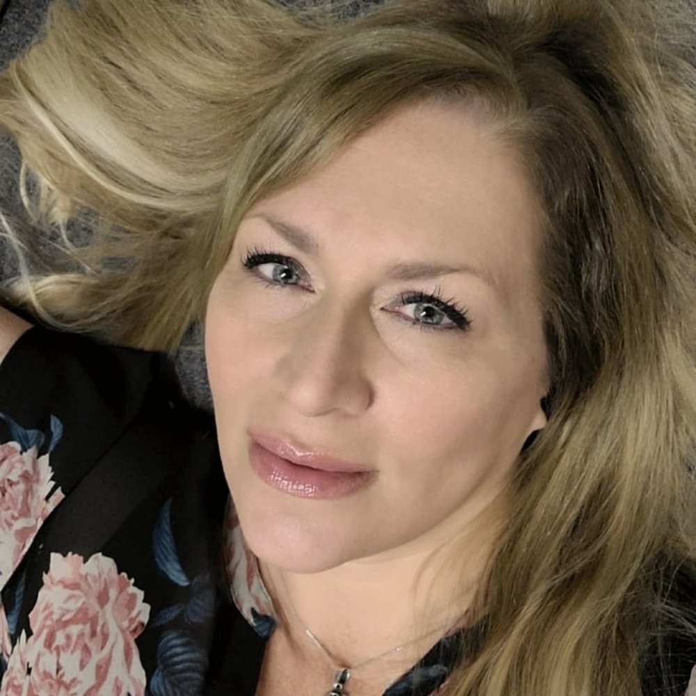 Meet your Posher, Christy